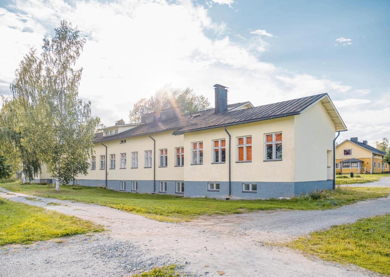 Hyvaerilae Youth- And Centre Hotel