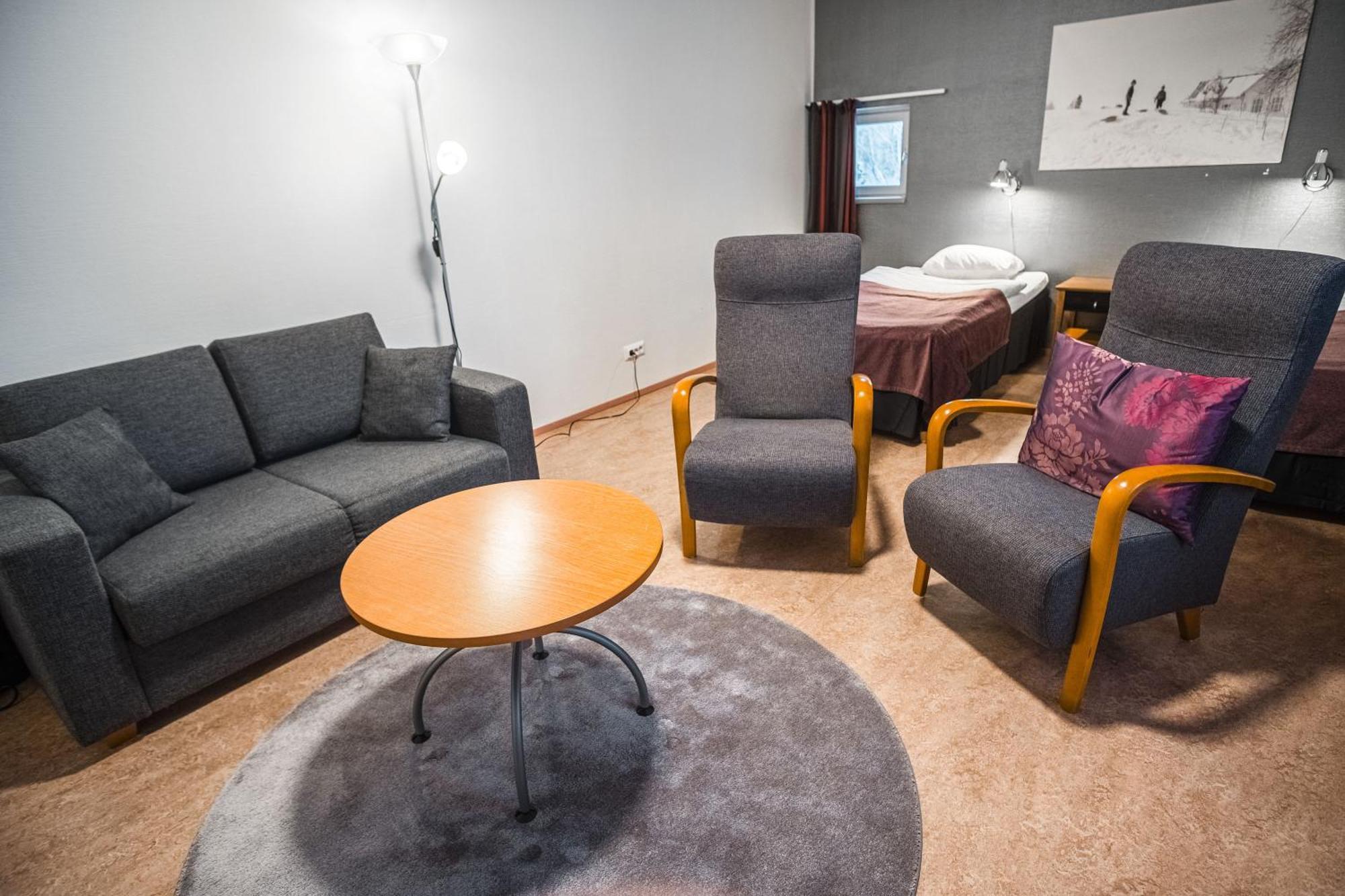 Hotel Hyvaerilae Youth- And Centre 3*