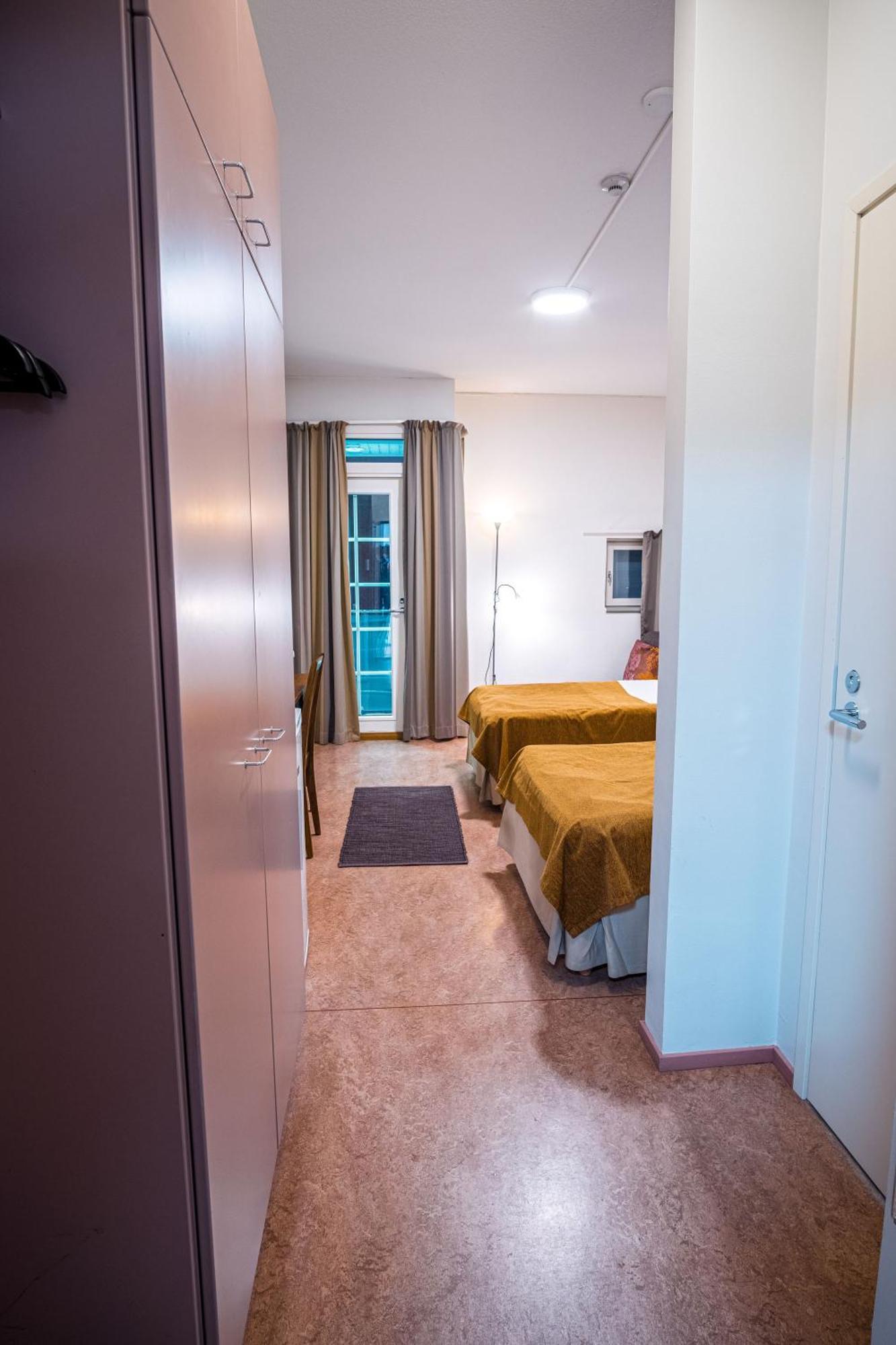 Hyvaerilae Youth- And Centre Hotel Nurmes